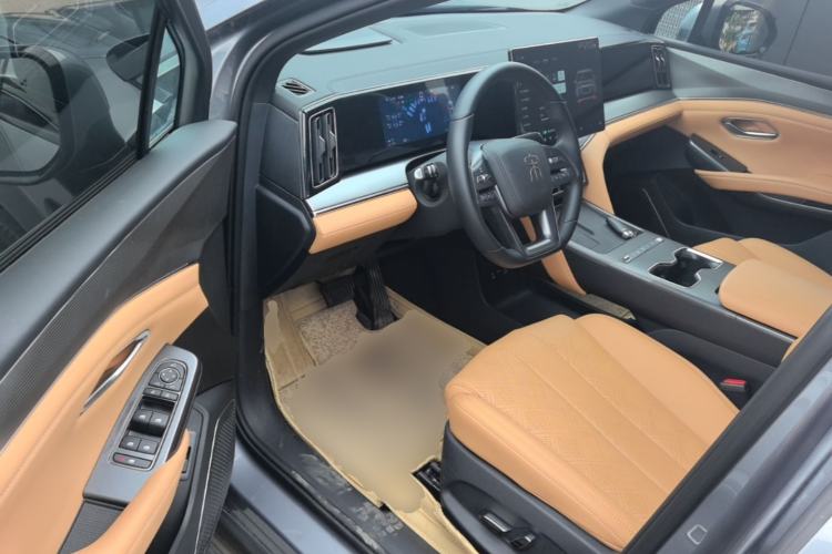 Used BYD Song L DM-i 2026 Model 200KM Superior Version Driver Seat