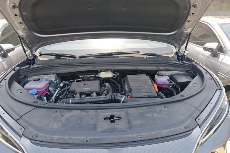 Used BYD Song L DM-i 2026 Model 130KM Superior Version Engine Bay