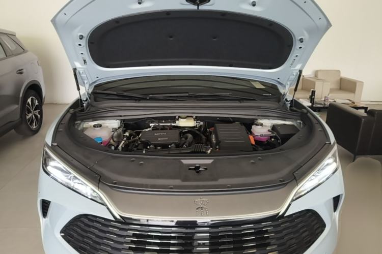 Used BYD Song L DM-i 2026 Model 130KM Superior Version Engine Bay