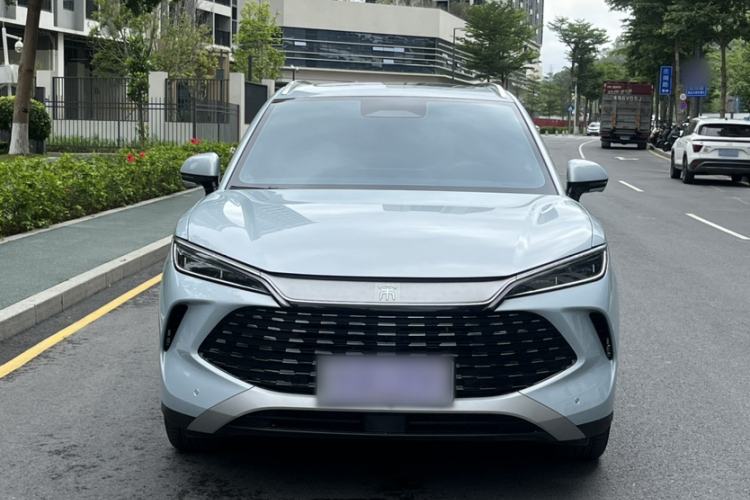 Used BYD Song L DM-i 2026 Model 130KM Superior Version Exterior 4