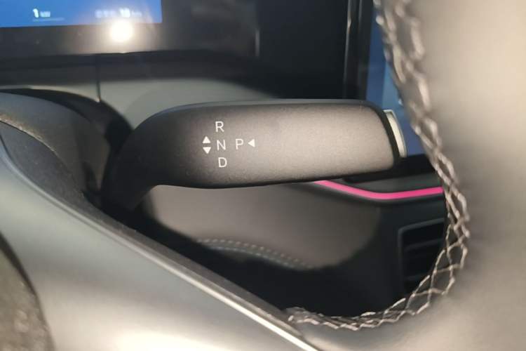 Used BYD Song L DM-i 2026 Model 130KM Superior Version Gear Lever