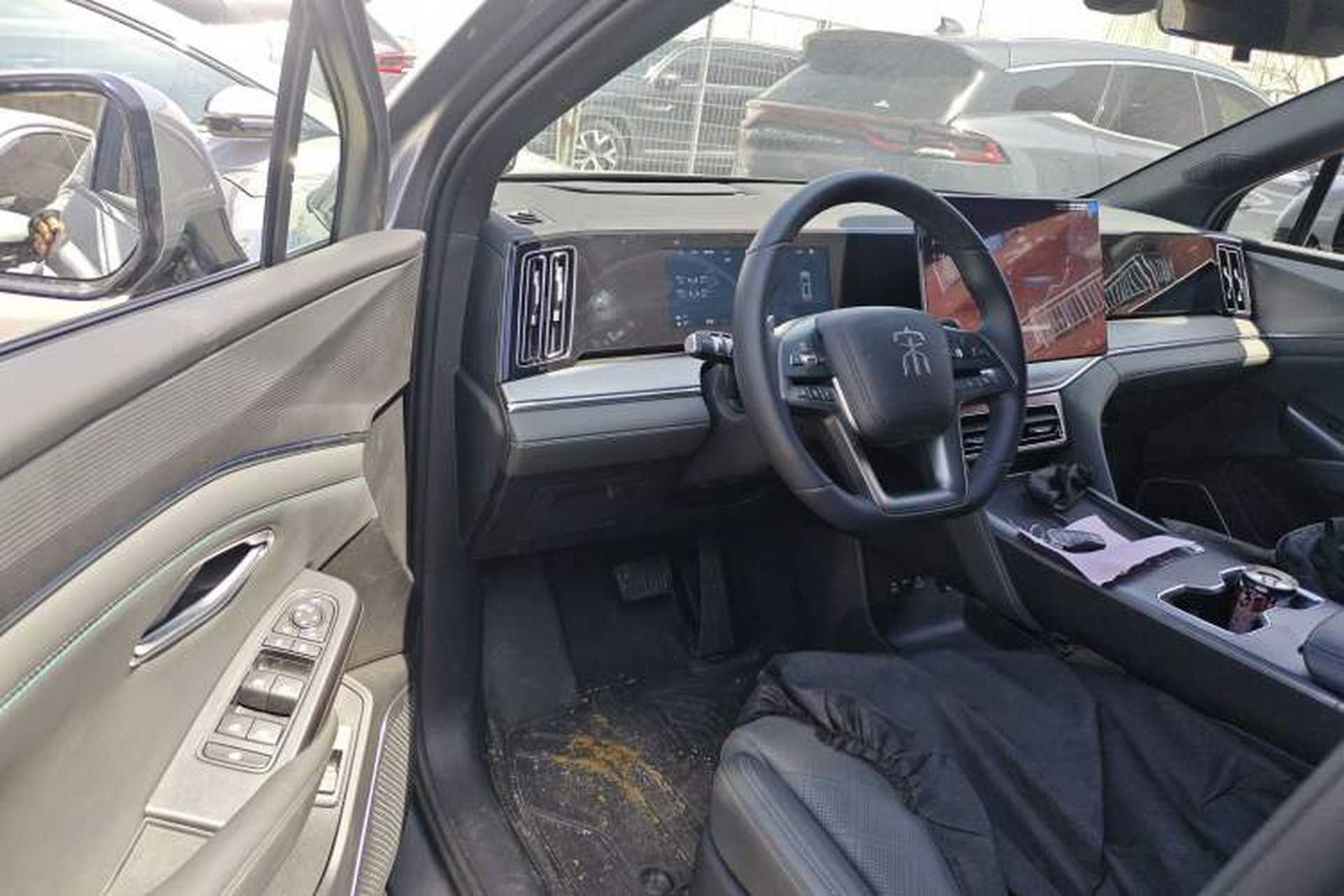 Used BYD Song L DM-i 2026 Model 130KM Superior Version Interior 3