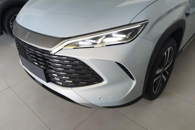Used BYD Song L DM-i 2026 Model 130KM Superior Version Left Front Headlight