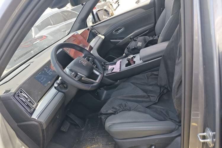 Used BYD Song L DM-i 2026 Model 130KM Superior Version Left Front Seat