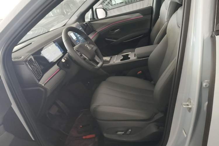 Used BYD Song L DM-i 2026 Model 130KM Superior Version Left Front Seat