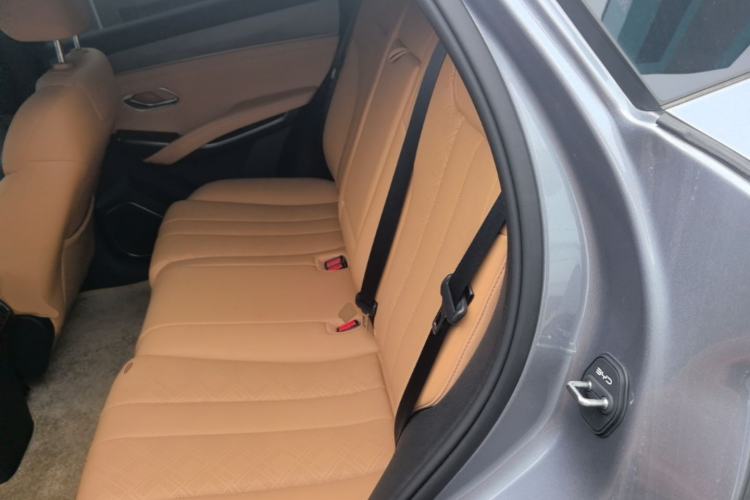 Used BYD Song L DM-i 2026 Model 200KM Superior Version Left Rear Seat