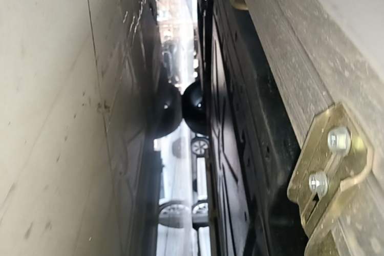 Used BYD Song L DM-i 2026 Model 130KM Superior Version Left Side Sill