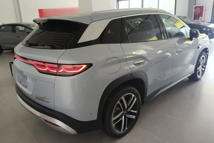 Used BYD Song L DM-i 2026 Model 130KM Superior Version Rear Right 45 Deg