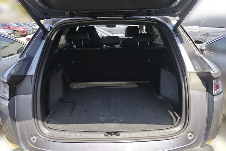Used BYD Song L DM-i 2026 Model 130KM Superior Version Trunk