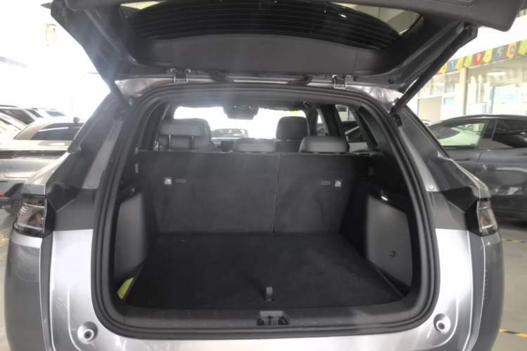 Used BYD Song L DM-i 2026 Model 200KM Superior Version Trunk