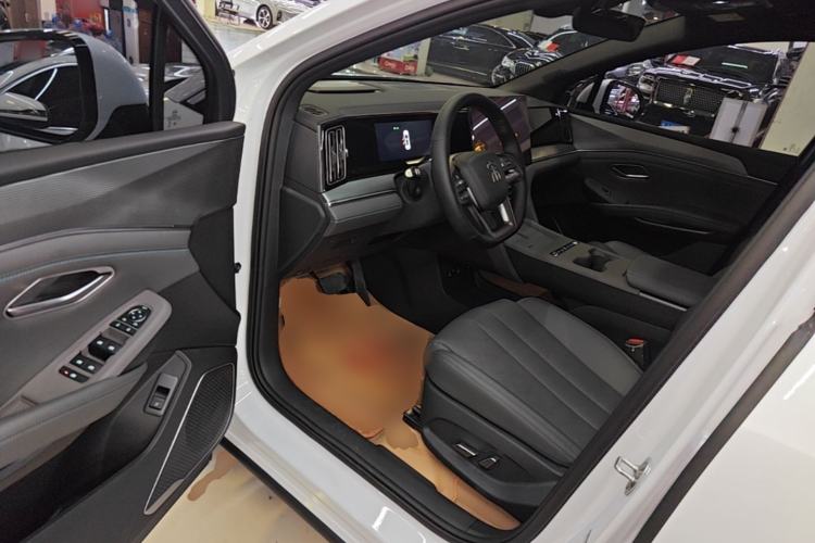 Used BYD Song L DM-i 2026 Model 200KM Superior Version Driver Seat