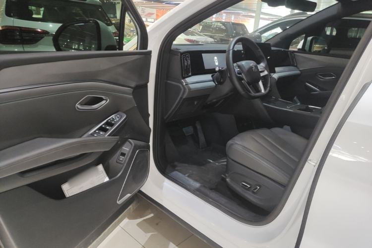 Used BYD Song L DM-i 2026 Model 200KM Superior Version Driver Seat