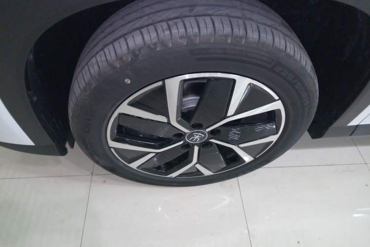 Used BYD Song L DM-i 2026 Model 200KM Superior Version Exterior 7
