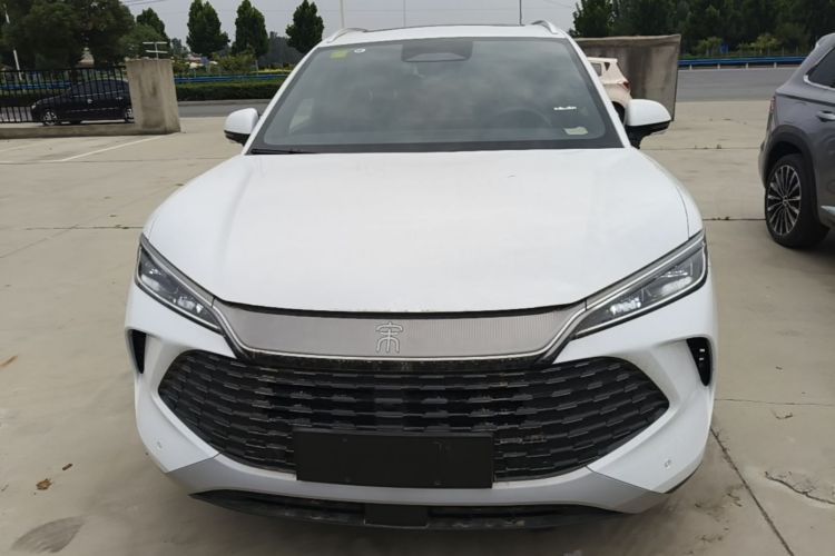 Used BYD Song L DM-i 2026 Model 130KM Superior Version Front