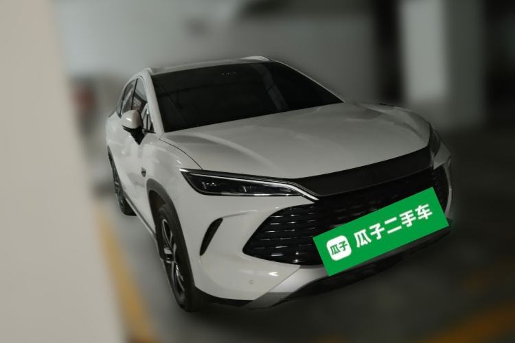 Used BYD Song L DM-i 2026 Model 130KM Superior Version Front Right 45 Deg