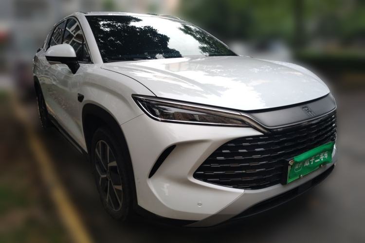 Used BYD Song L DM-i 2026 Model 200KM Superior Version Front Right 45 Deg