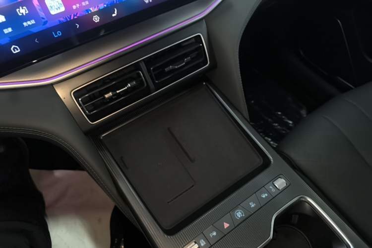 Used BYD Song L DM-i 2026 Model 200KM Excellence Version Gear Lever