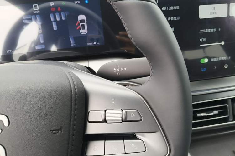 Used BYD Song L DM-i 2026 Model 130KM Superior Version Gear Lever