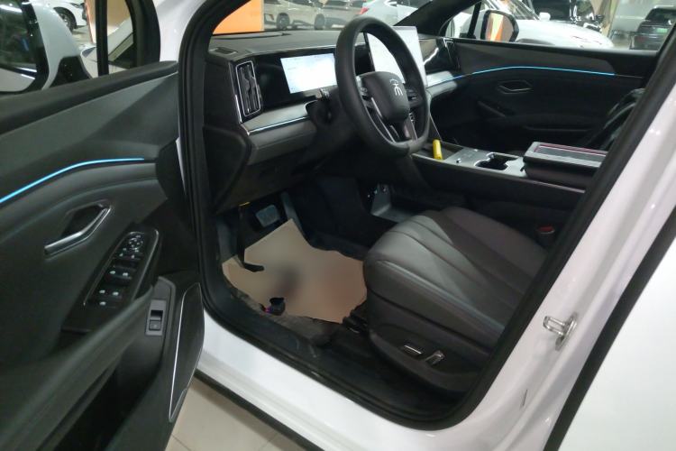 Used BYD Song L DM-i 2026 Model 200KM Superior Version Left Front Seat