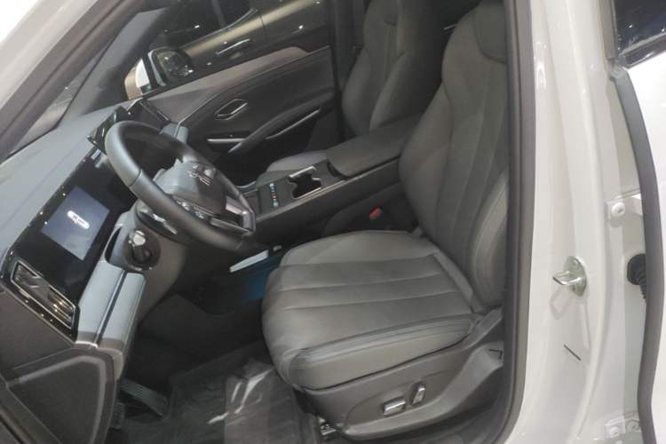 Used BYD Song L DM-i 2026 Model 200KM Superior Version Left Front Seat