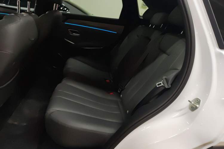 Used BYD Song L DM-i 2026 Model 200KM Superior Version Left Rear Seat
