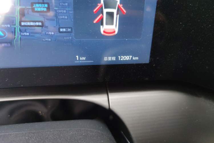 Used BYD Song L DM-i 2026 Model 200KM Superior Version Odometer Close Up