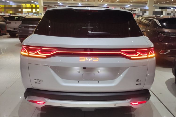 Used BYD Song L DM-i 2026 Model 200KM Superior Version Rear