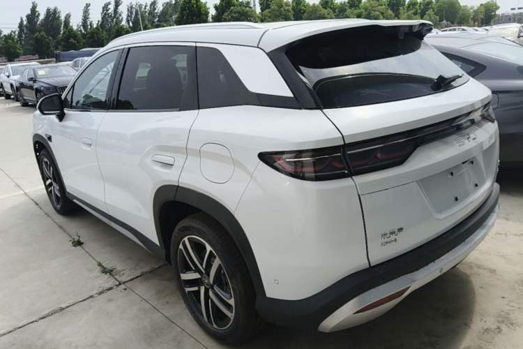 Used BYD Song L DM-i 2026 Model 130KM Superior Version Rear Left 45 Deg