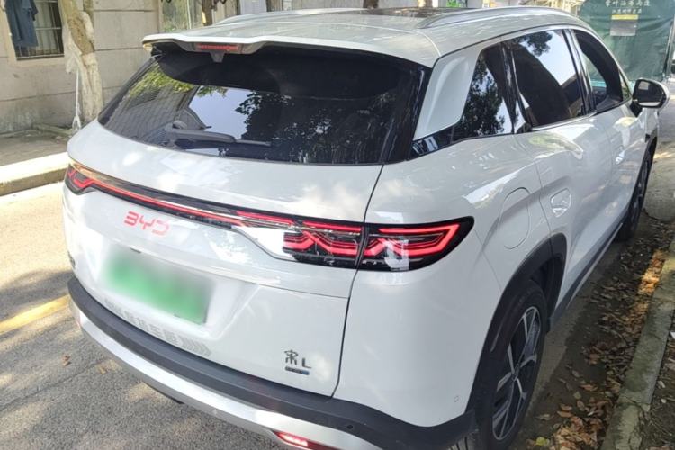 Used BYD Song L DM-i 2026 Model 200KM Superior Version Rear Right 45 Deg