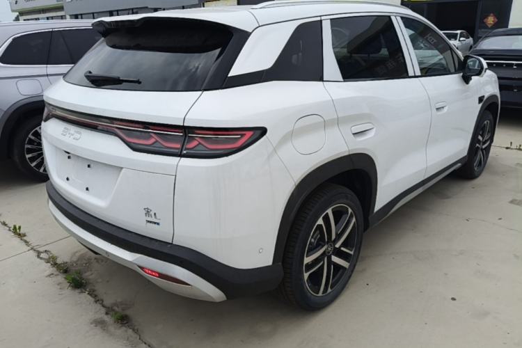Used BYD Song L DM-i 2026 Model 130KM Superior Version Rear Right 45 Deg