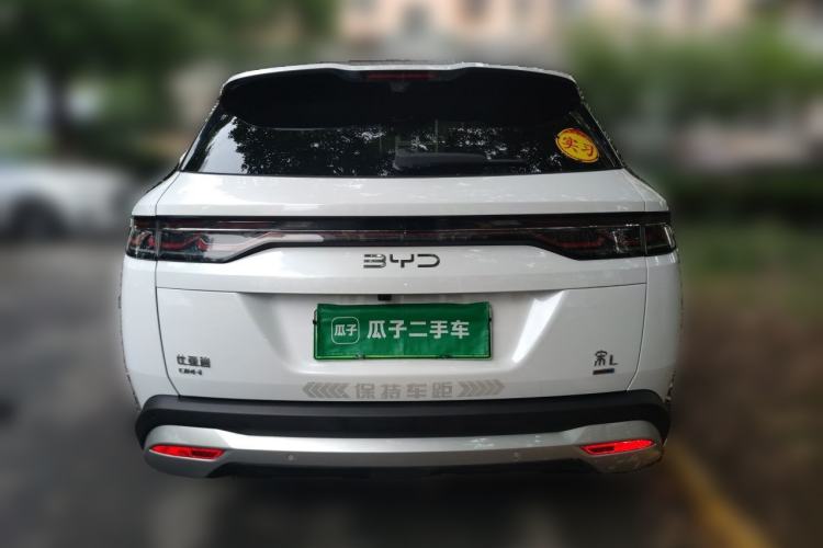 Used BYD Song L DM-i 2026 Model 200KM Superior Version Rear