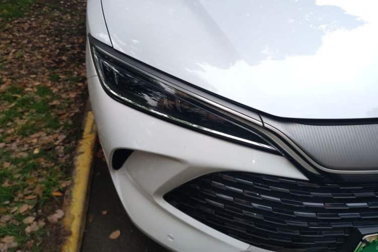 Used BYD Song L DM-i 2026 Model 200KM Superior Version Right Front Headlight