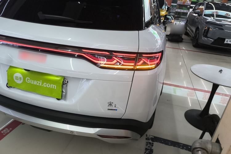 Used BYD Song L DM-i 2026 Model 200KM Excellence Version Right Rear Taillight