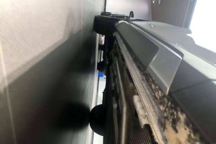 Used BYD Song L DM-i 2026 Model 200KM Superior Version Right Side Sill