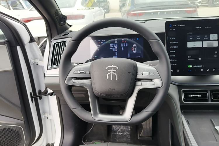 Used BYD Song L DM-i 2026 Model 130KM Superior Version Steering Wheel