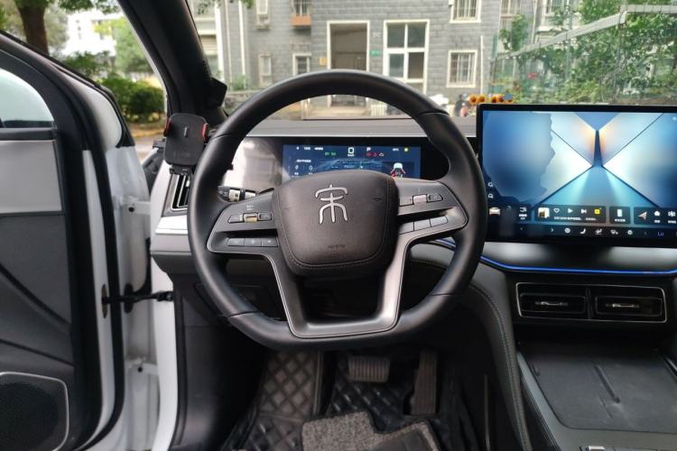 Used BYD Song L DM-i 2026 Model 200KM Superior Version Steering Wheel