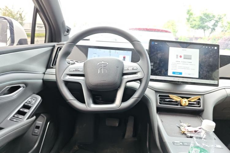 Used BYD Song L DM-i 2026 Model 200KM Superior Version Steering Wheel