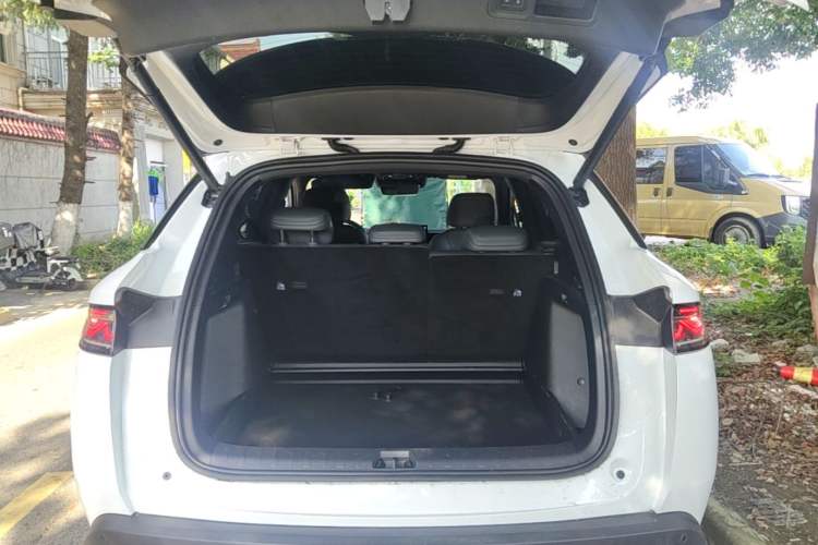 Used BYD Song L DM-i 2026 Model 200KM Superior Version Trunk