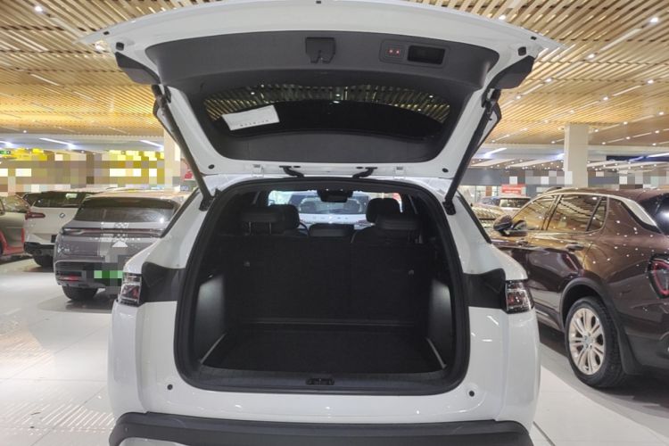 Used BYD Song L DM-i 2026 Model 200KM Superior Version Trunk