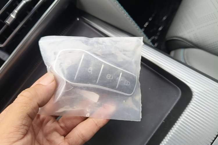 Used BYD Song L DM-i 2026 Model 130KM Superior Version Vehicle Key