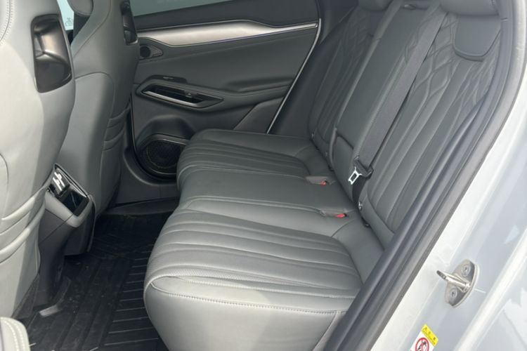 Used BYD Song L EV 2025 Intelligent Driving Version 662 km LiDAR Excellence Edition Interior 1