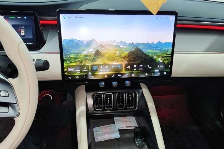 Used BYD Song L EV 2024 550 km Excellence Version Audio And AC Panel