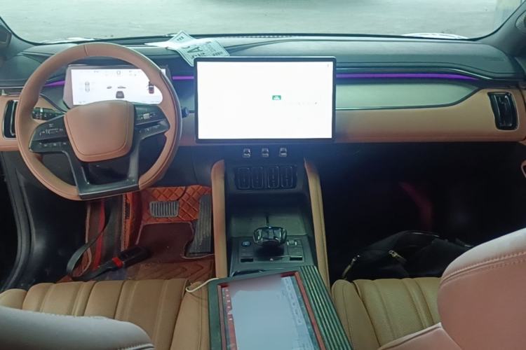 Used BYD Song L EV 2024 662 km Excellence Version Center Console