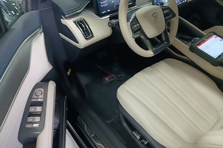Used BYD Song L EV 2024 550km Beyond Edition Driver Seat