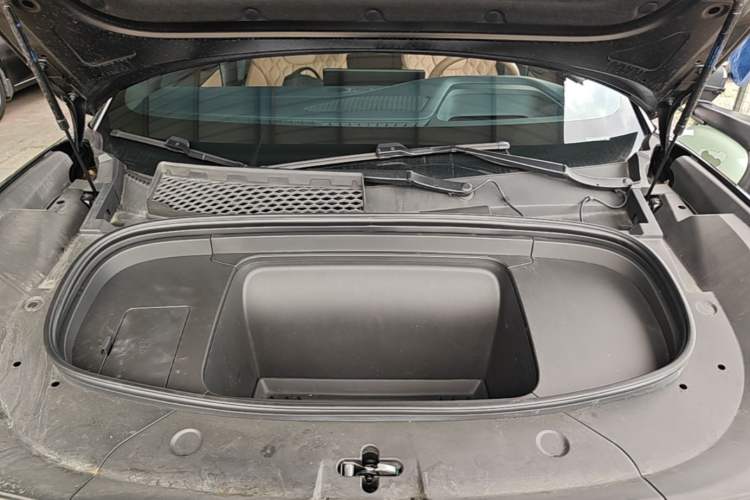 Used BYD Song L EV 2024 662 km Excellence Version Engine Bay