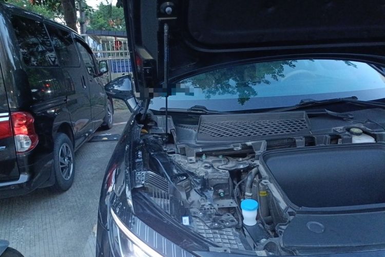 Used BYD Song L EV 2024 662 km Excellence Version Engine Bay Right