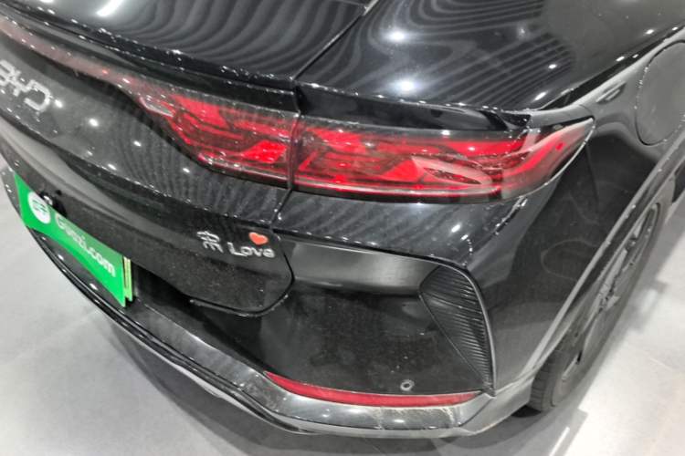 Used BYD Song L EV 2024 550 km Excellence Version Exterior 3