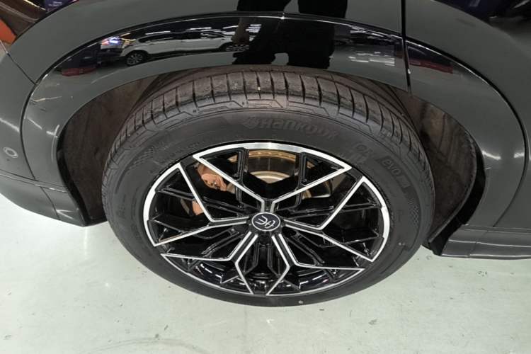 Used BYD Song L EV 2024 602 km All-Wheel-Drive Excellence Version Exterior 5