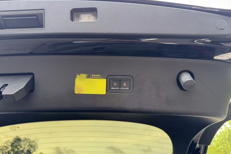 Used BYD Song L EV 2024 662 km Beyond Edition Exterior 6