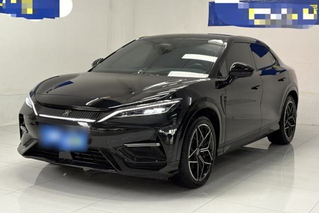 Ojetý BYD Song L EV 2024 602 km All-Wheel-Drive Excellence Version